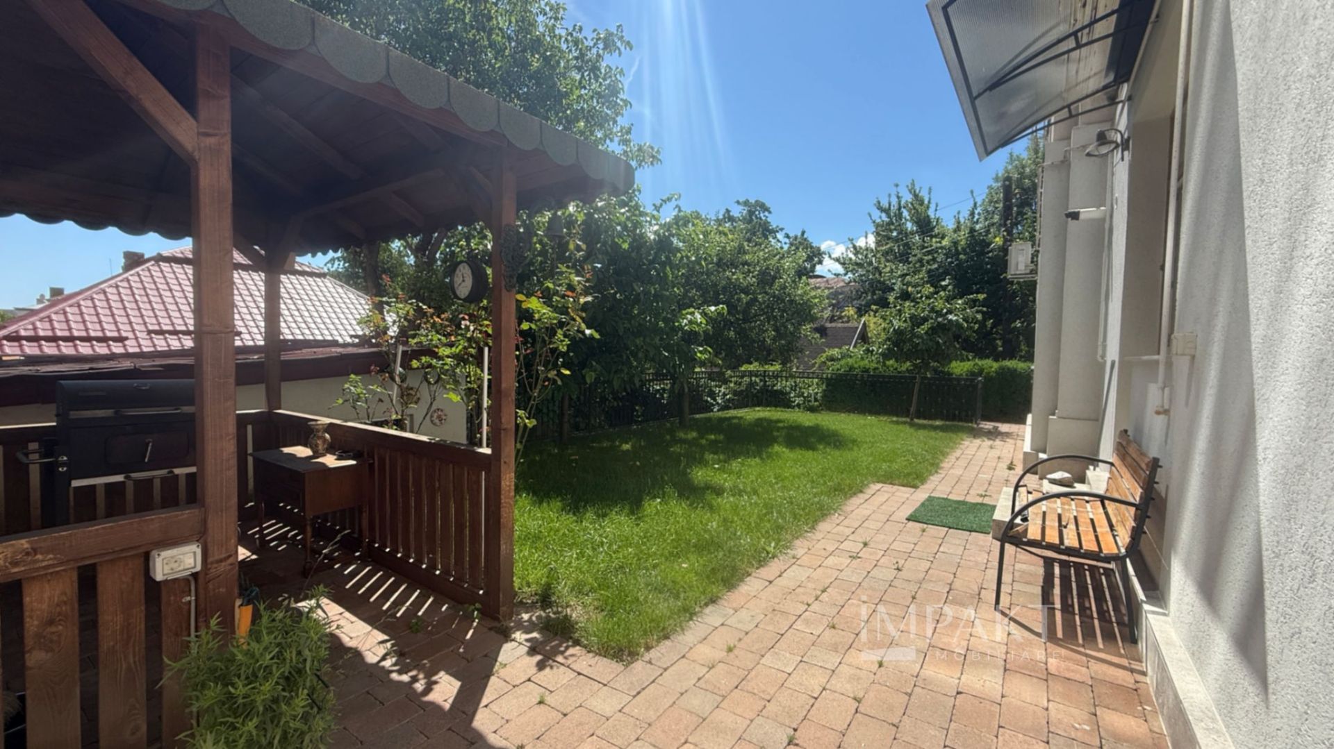 Apartament modern la vila cu gradina si teren 263mp aproape de centru - Poză 3