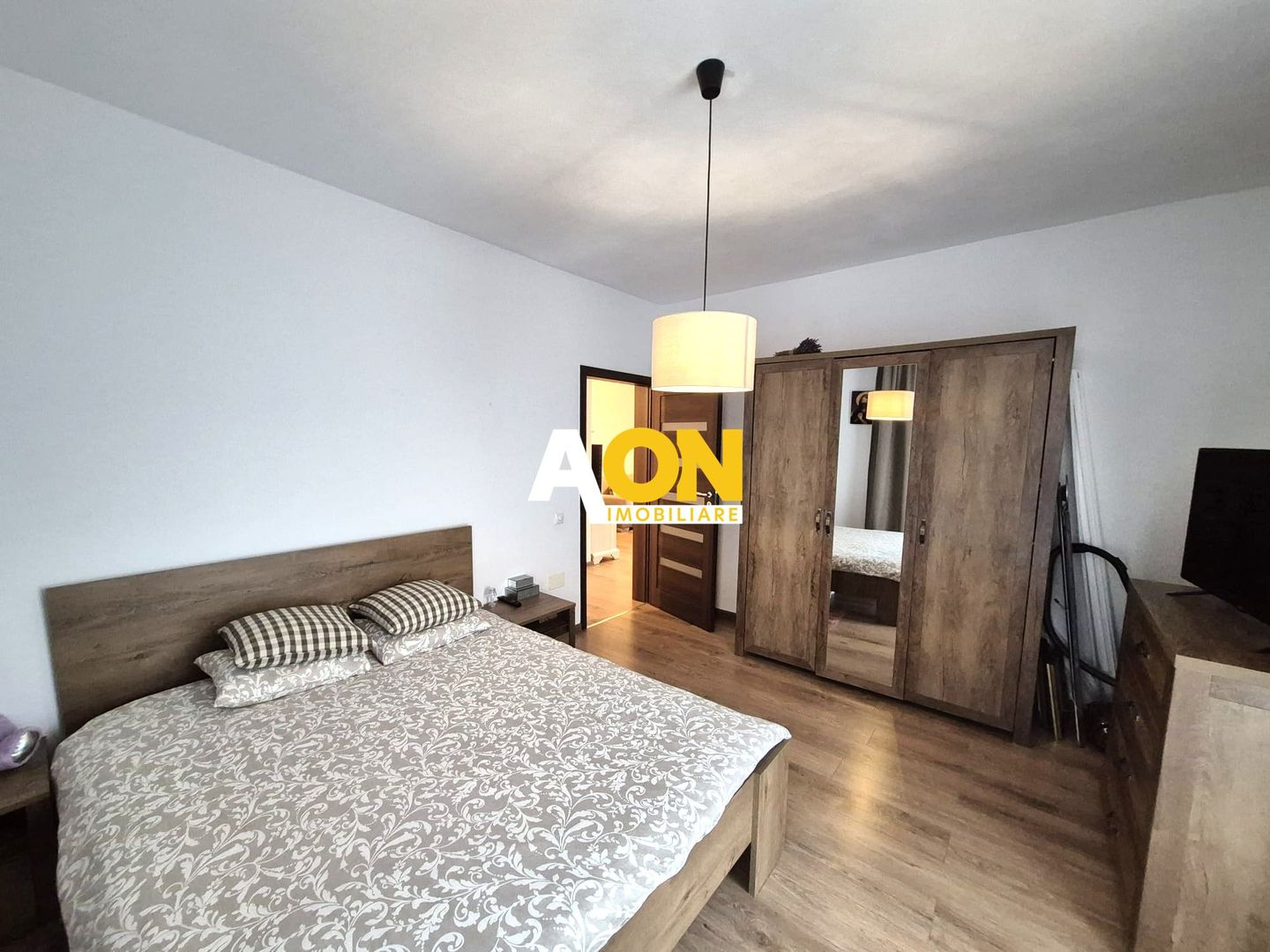 Apartament 2 Camere, Decomandat, 64 mp, Etaj 5, Zona Centru Sud - Poză 8
