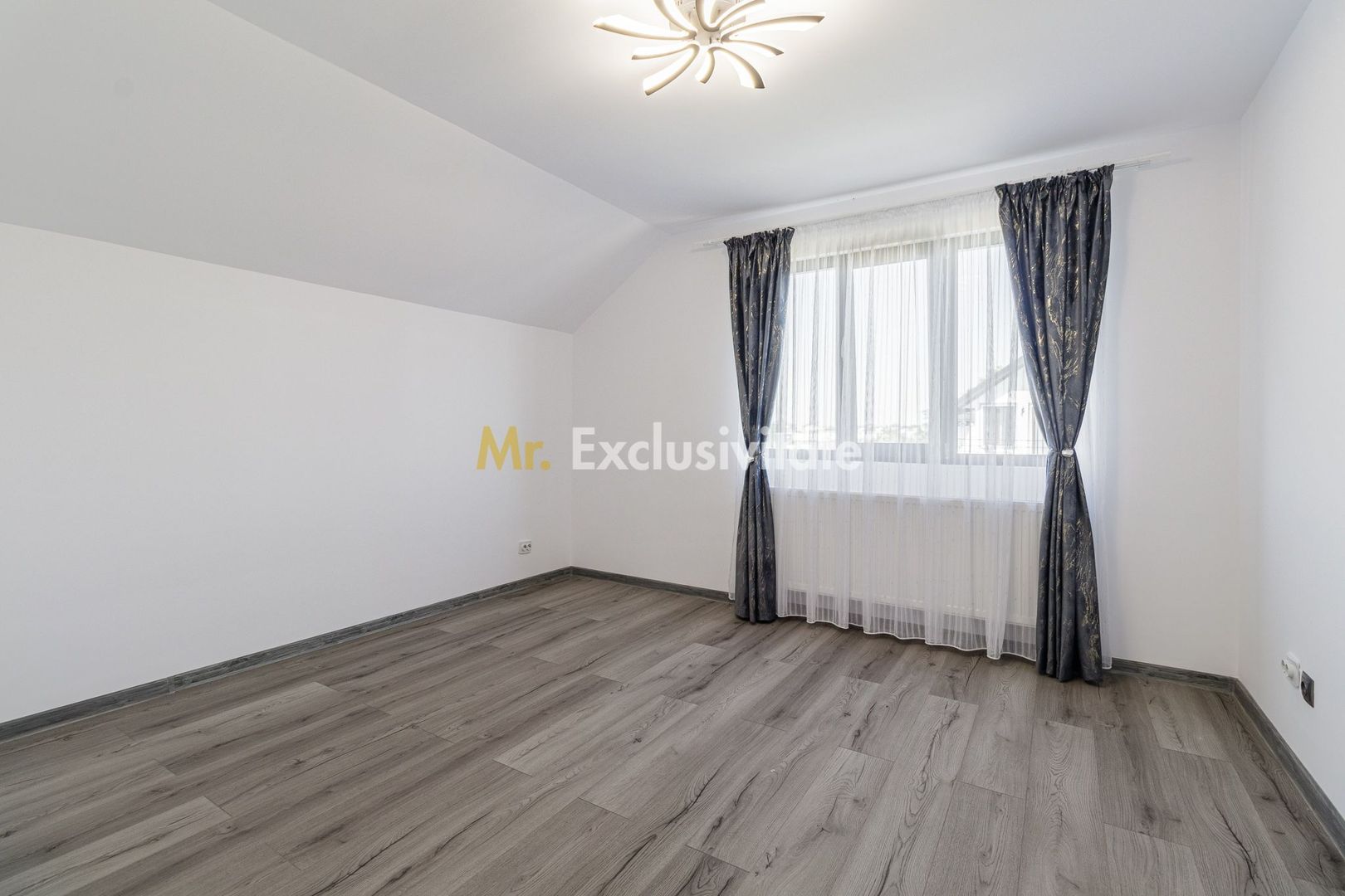 Casa la sat, constructie noua, la 20 de km de Bucuresti - Poză 11