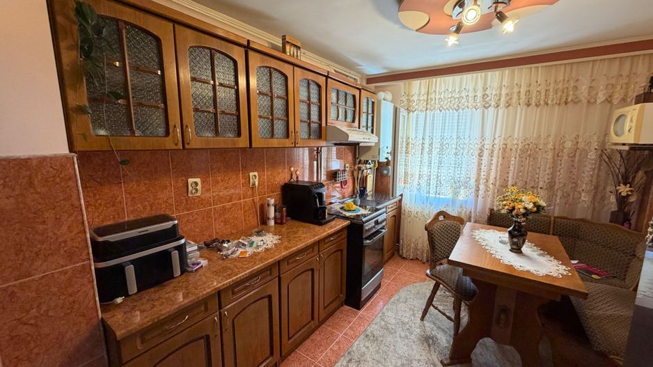 Apartament 2 camere, decomandat  - Cugir - Poză 3