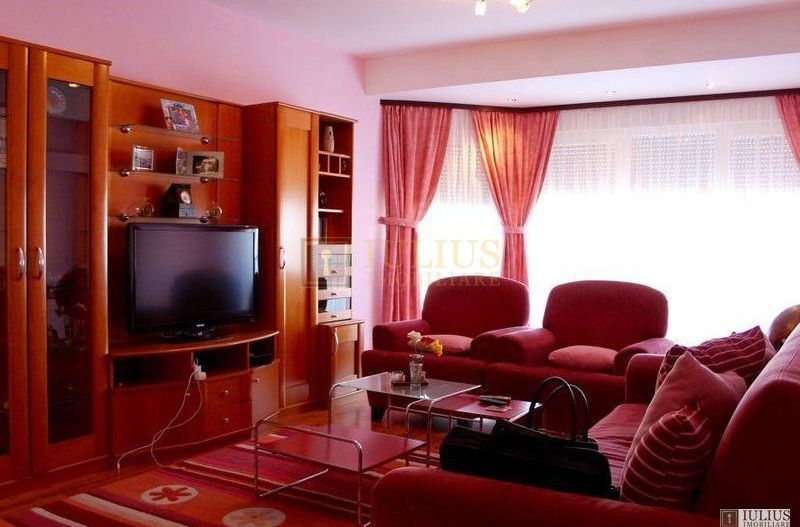 4 camere decomandat + loc de parcare privat in bloc nou. Str Nicolae Table - Poză 3