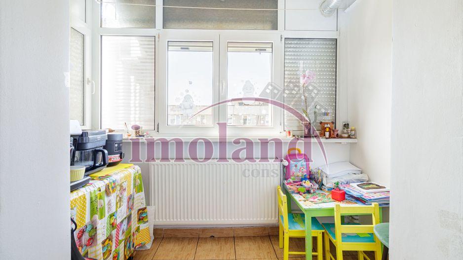 Apartament - 3 camere cu centrala proprie - Vanzare - Pta Rahova - Poză 5