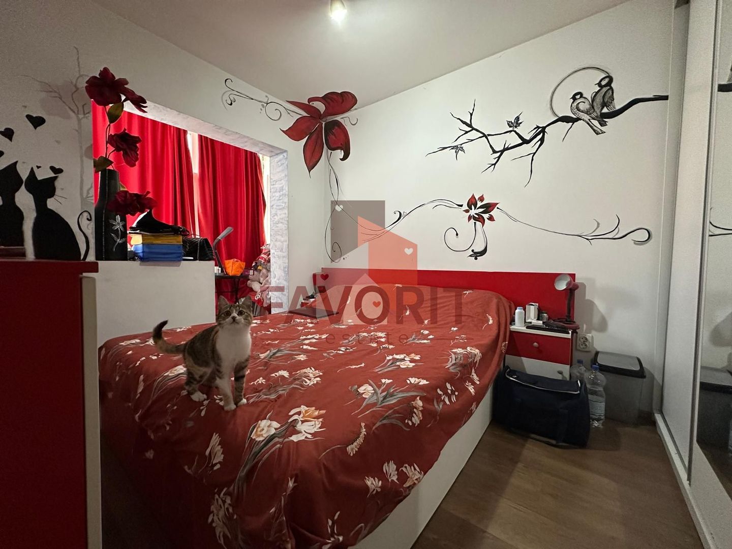 4 camere | etaj intermediar | centrala proprie | mobilat si utilat | boxa | - Poză 12