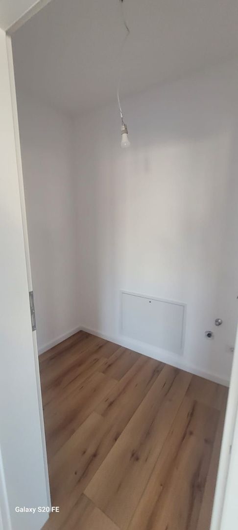 VILA TIP DUPLEX, MUTARE IMEDIATA / ZONA DE CASE - TRAPEZULUI! - Poză 25