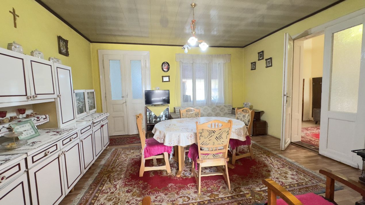 Casă 4 camere, Teren 3.862 mp Str. Traian Nr.99 - Carei - Comision 0% cumpărător - Poză 4
