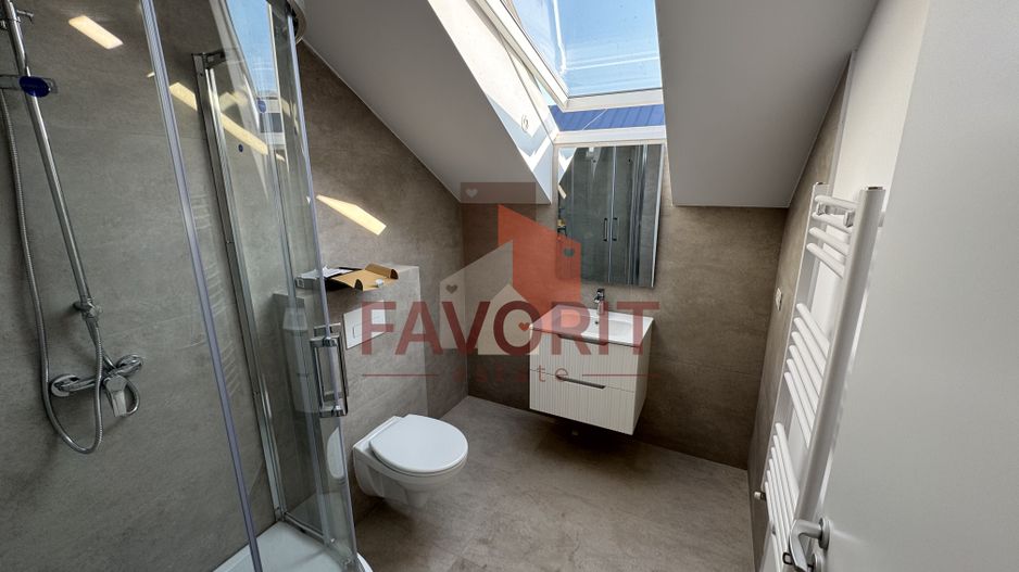 Disponibil imediat. 1 loc de parcare in CF. TVA 21% inclus. - Poză 16