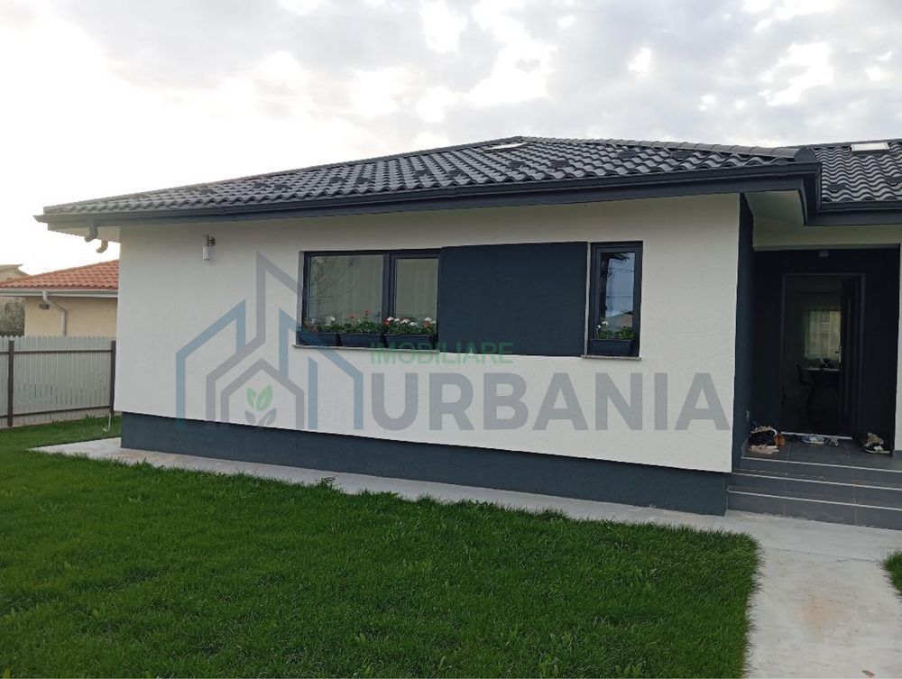 Casa de vanzare Breazu - Poză 1