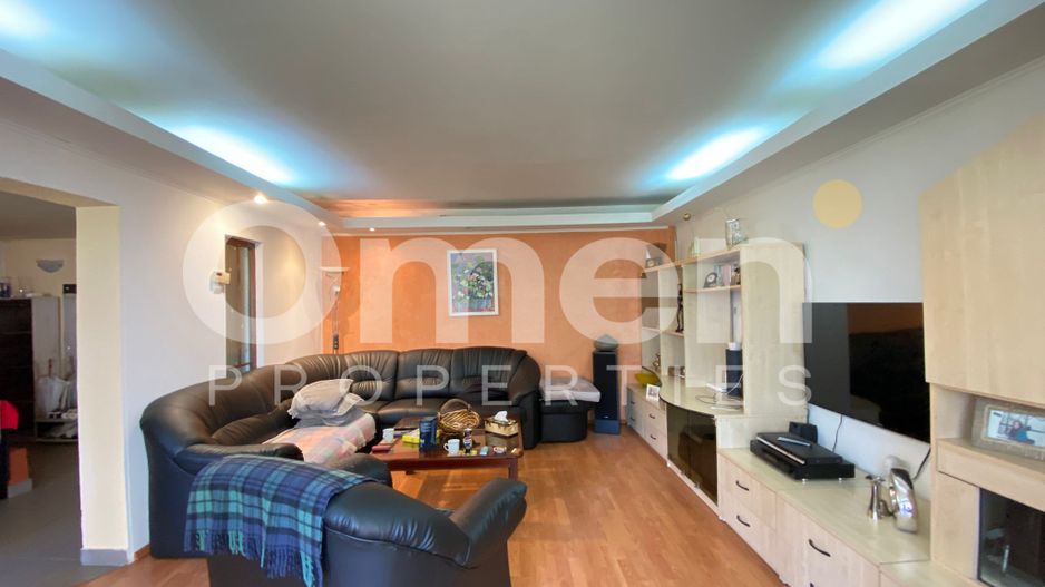 Apartament spatios cu 3 camere, situat in zona Ultracentrala - Poză 1