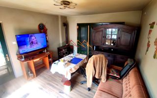 Casa de vacanta, P+M, 6 camere, teren 2200 mp, Breaza, Judetul Prahova - Poză 3