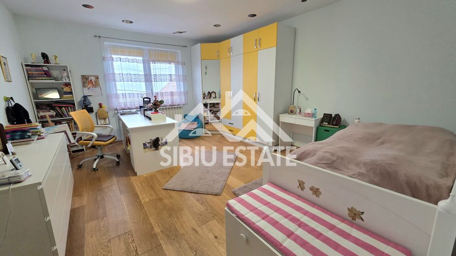 Casa Sibiu teren 500 mp Calea Poplacii - Poză 6