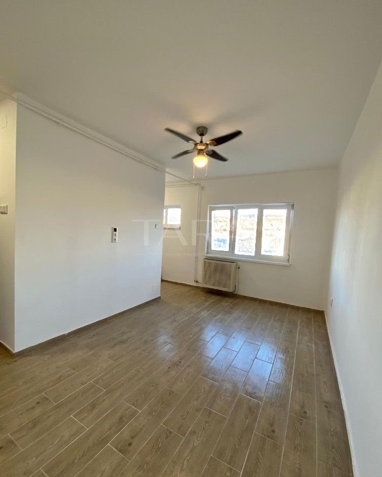 Oferim spre vanzare garsoniera-Dambul Rotund - Poză 2