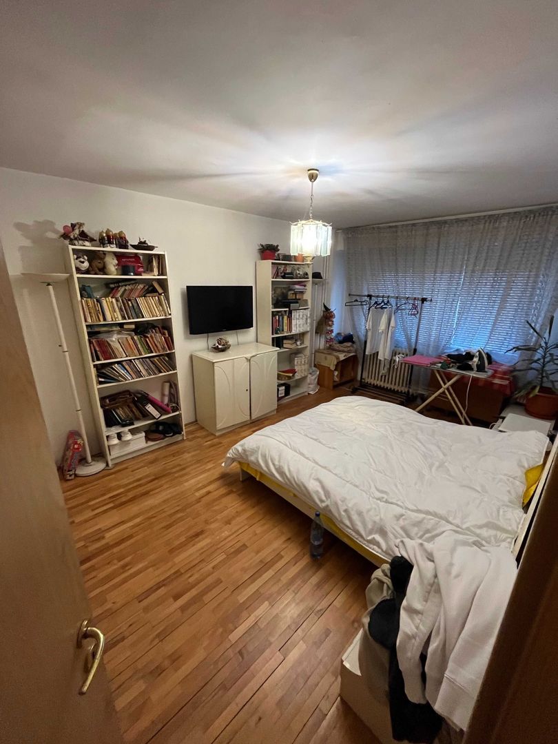 apartament decomandat cu 4 camere - Poză 6