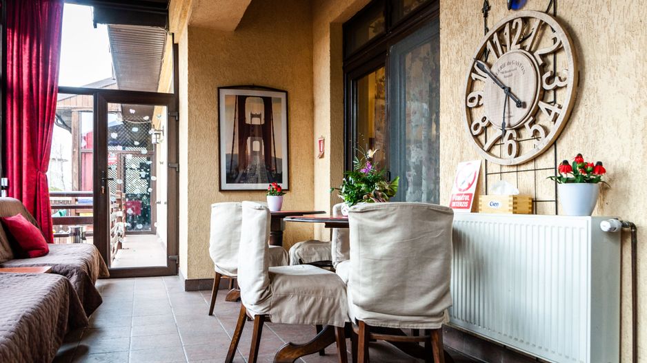 Vila 19 camere pretabila | azil batrani | gradinita | after school - Poză 5