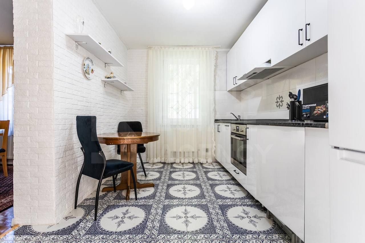 Chirie, casă, 3 camere, strada Valea Dicescu, Telecentru - Poză 9