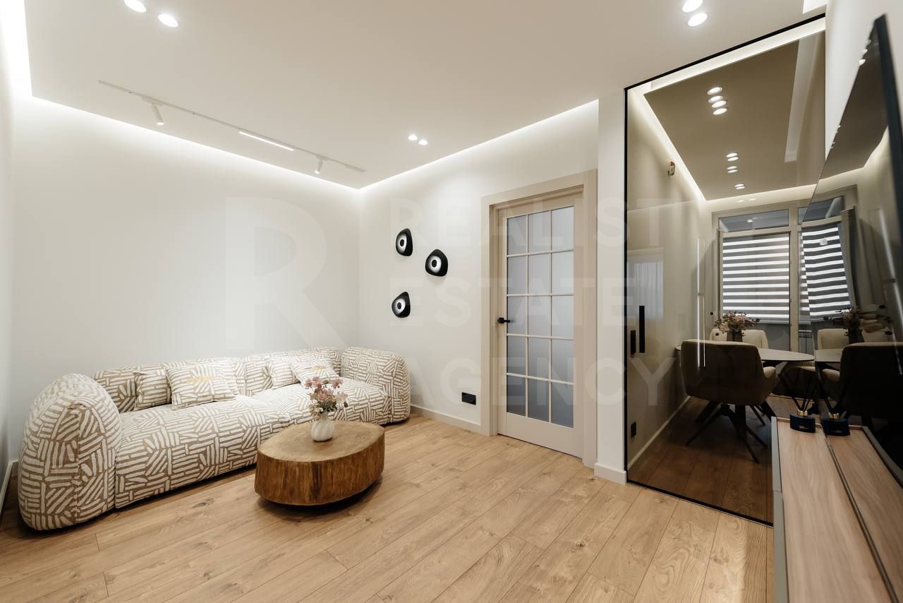 Vânzare, apartament, 2 camere, str. Vasile Lupu, Buiucani - Poză 1