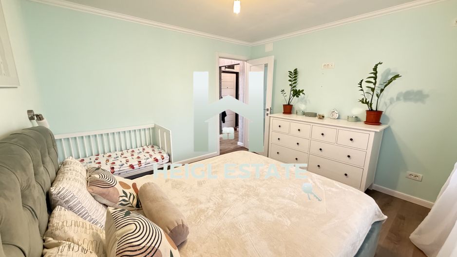 Apartament decomandat cu 3 camere si 2 bai in zona Soarelui - Poză 2