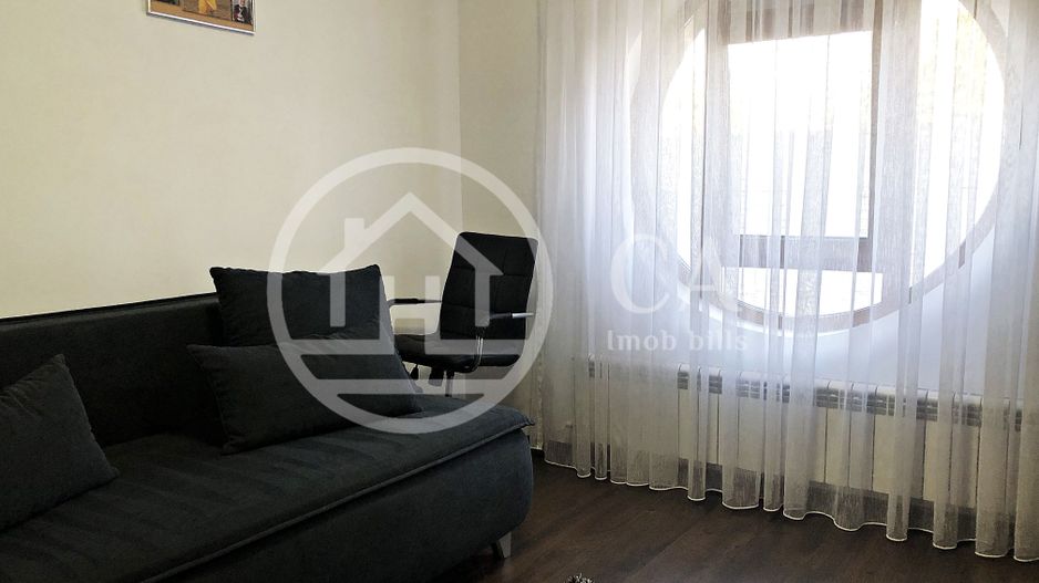 Casa cu 4 camere de inchiriat in zona Episcopia, Oradea - Poză 3