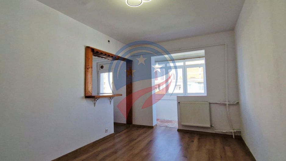 Aparament de vanzare in zona Craiovita - Poză 1
