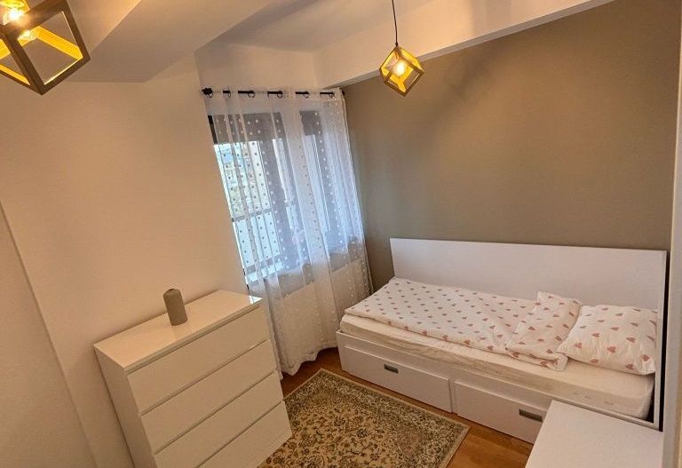 Apartament 3 camere -  zona Drumul Taberei - Poză 3