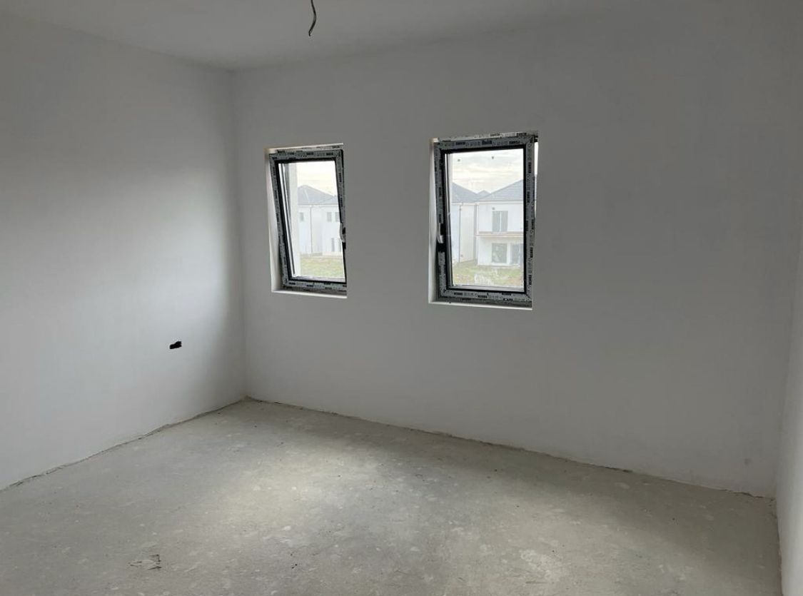 Casa finisata de vanzare, 114,900€, Martinesti - Poză 3