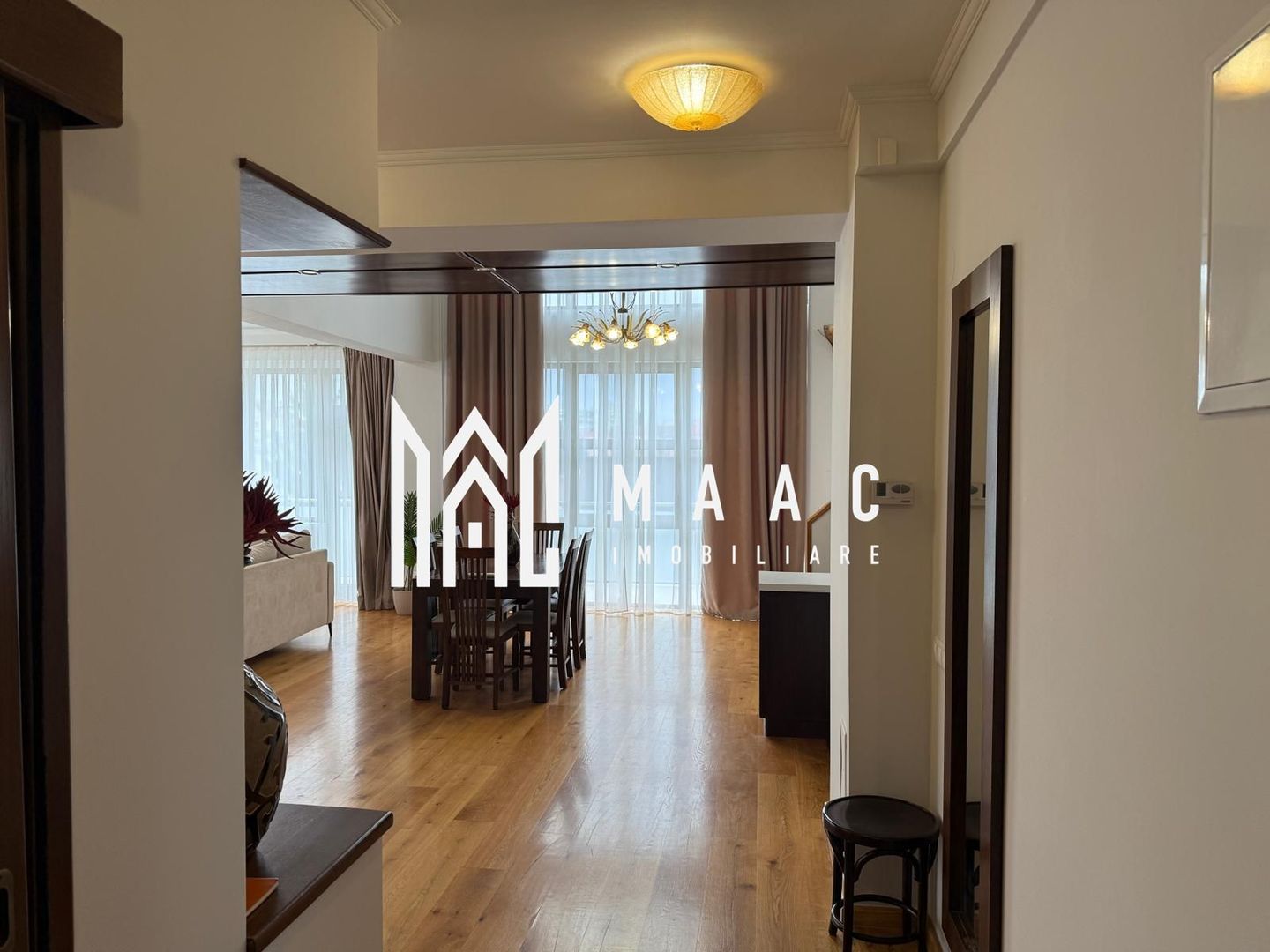 Penthouse exclusivist de închiriat – Strada Hipodromului, Sibiu - Poză 4