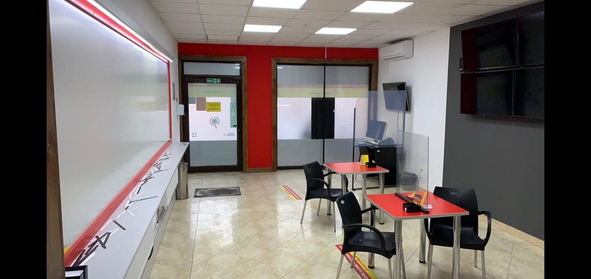 Casa ideală pentru investiție-spațiu comercial/birourii - Poză 2