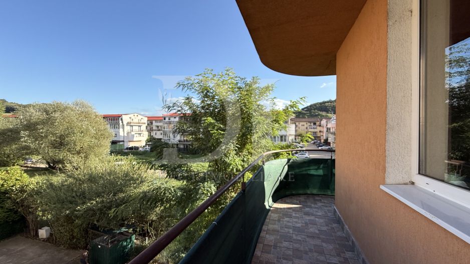 Apartament la cheie / etaj intermediar / Zona Eroilor - Poză 10