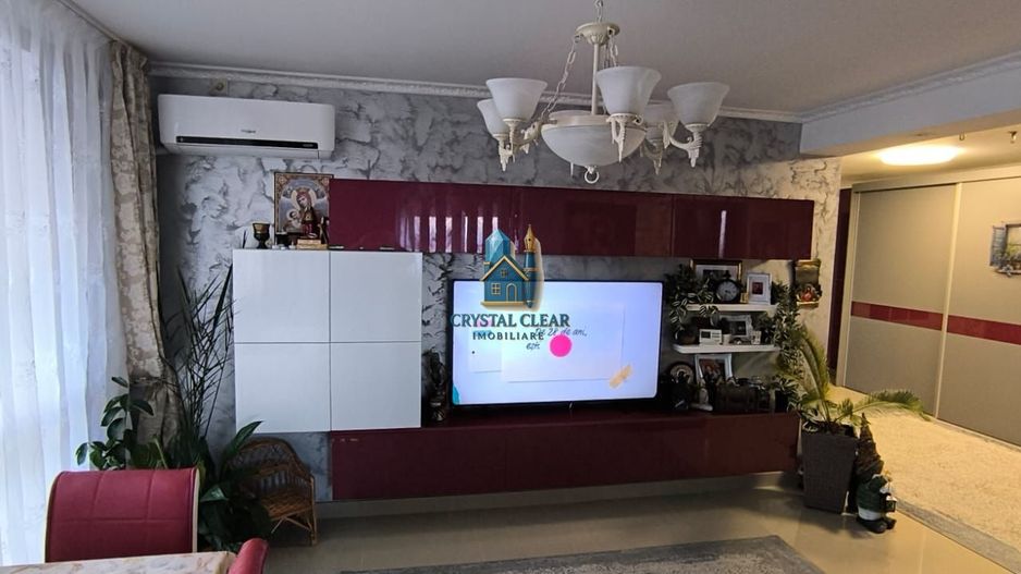 Apartament cu 3 camere + loc parcare - zona Podeni, str. Digului - Poză 4