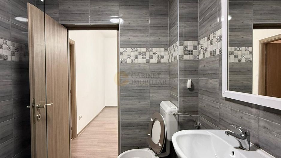 4 camere  | Etaj 1/6  | Calea Victoriei - | Partial mobilat si utilat - Poză 9