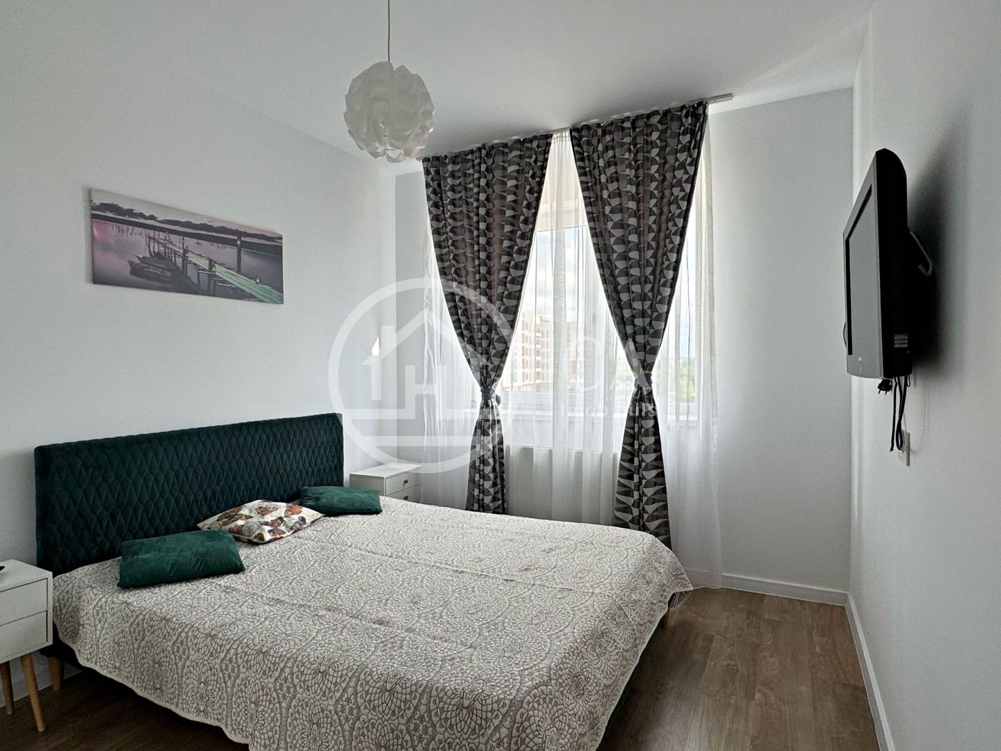 Apartament LUX de închiriat cu 3 camere în Prima Universității, Oradea - Poză 4