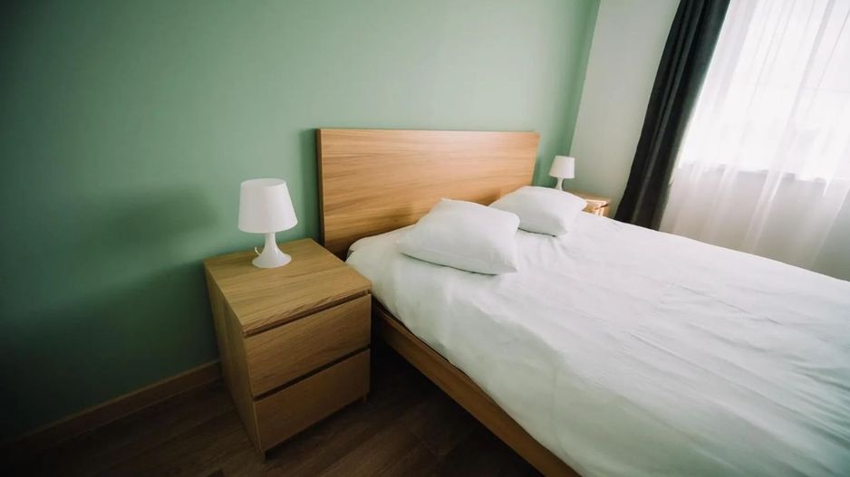 Ap cu 2 camere la cheie, mobilat/utilat + parcare inclusă-99000 e+tva - Poză 3