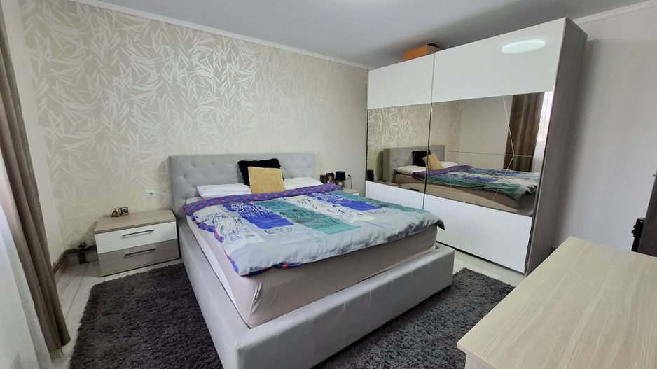 Casa P+1E, cu 5 camere, Strejnicu - Poză 11