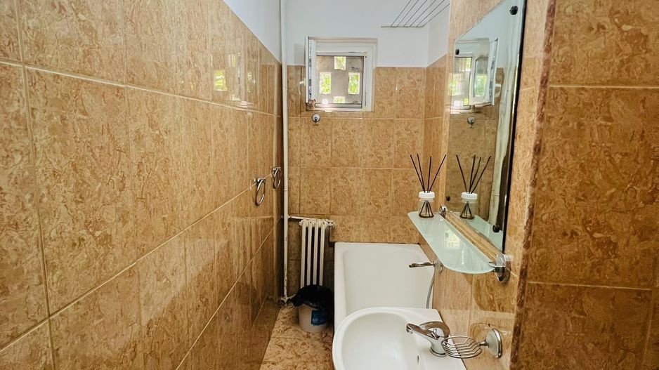 Apartament cu 2 camere de inchiriat in Rogerius - Poză 5