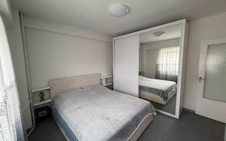 4 camere decomandat luminos - Poză 4