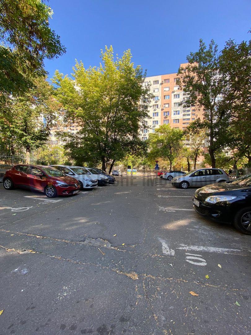 Apartament 2 camere decomandat | Parter | Str. Patriotilor | Metrou 10 min. - Poză 2