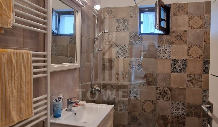 Casa individuala 10 camere Calea Poplacii - Poză 8