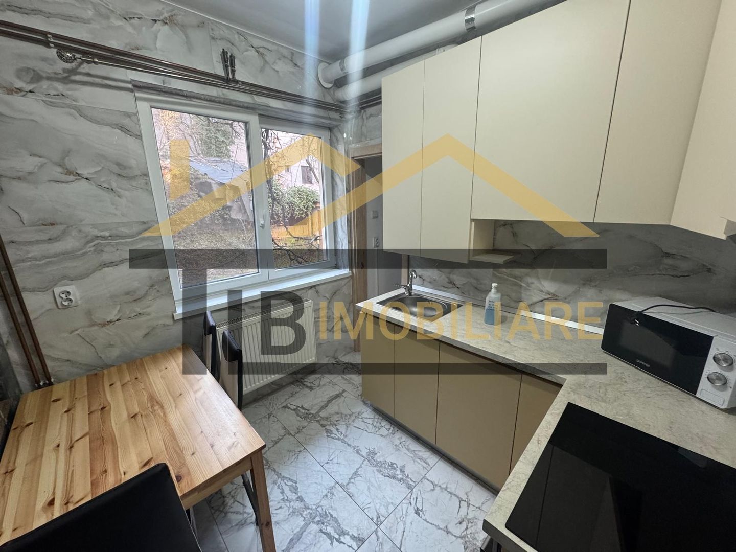 Apartament cu 2 camere, decomandat, 56mp, Zona UMFST - Poză 5