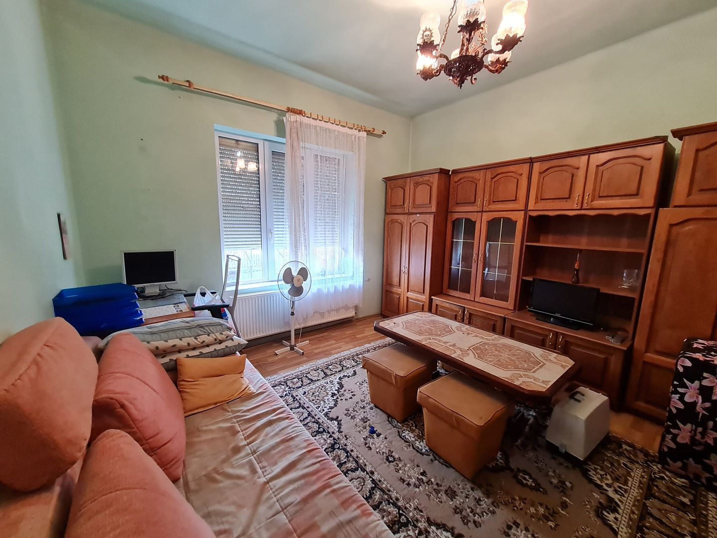 Apartament 2 camere curte comuna/2 proprietari in curte - Poză 2