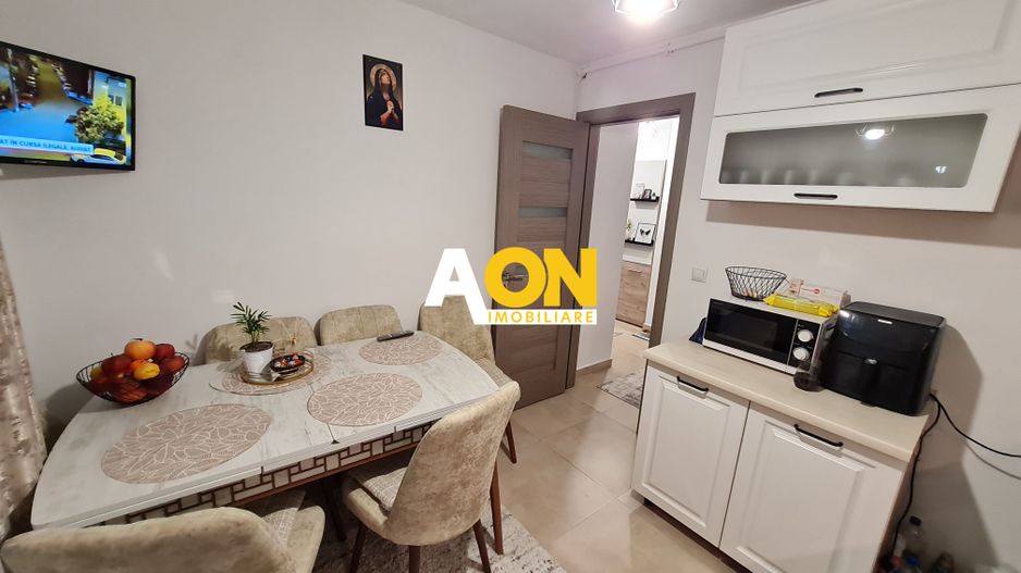 Apartament 2 Camere, 53 mp + Balcon, Decomandat, Et.1, Zona Cetate - Poză 8