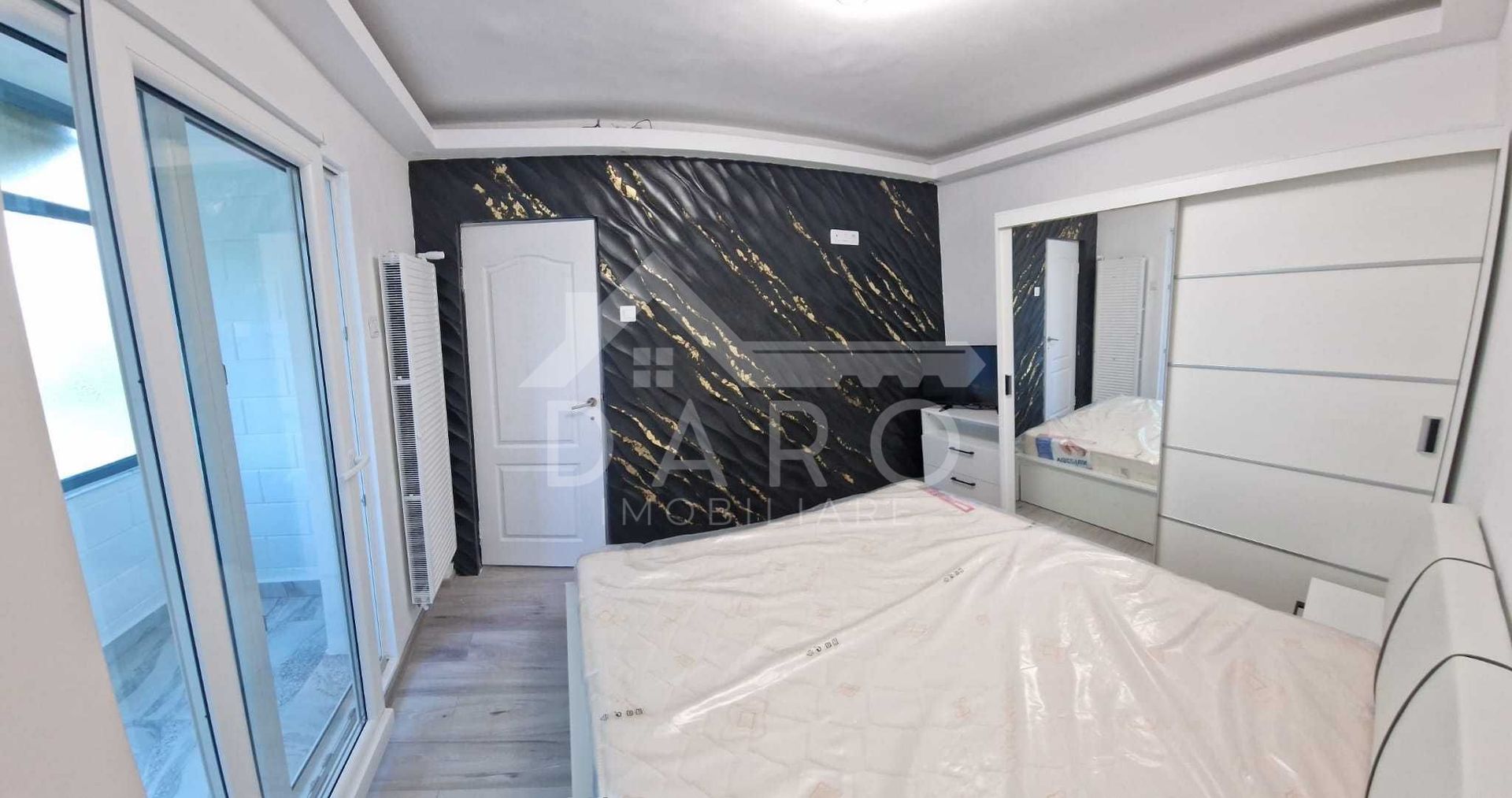 Inchiriez apartament cu 2 camere,balcon, utilat si mobilat, Tudor - Poză 2