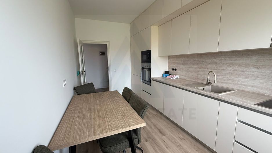 Apartament lux prima inchiriere 3 camere 76mp utili si boxa Selimbar - Poză 6
