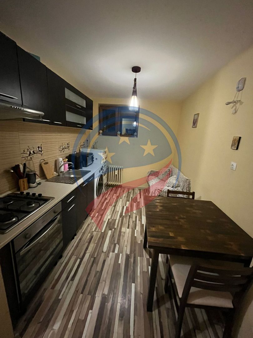 Apartament de vânzare Rovine - Poză 1