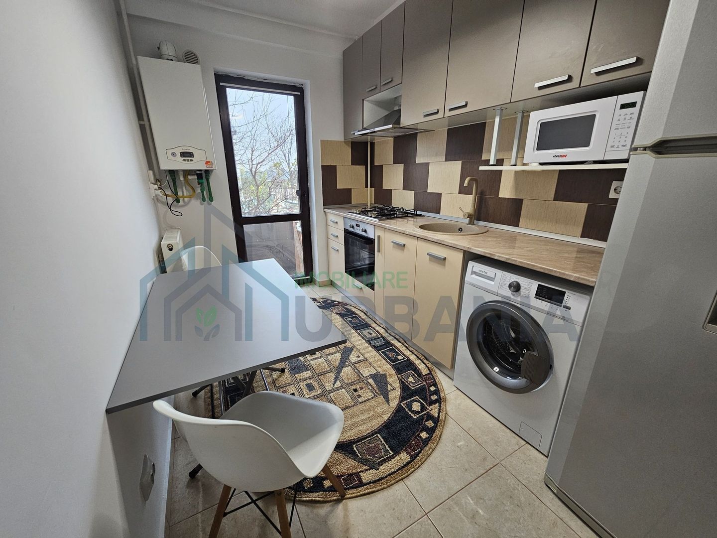 Apartament 3 camere decomandat, Cartier Vișoianu, Lunca Cetățuii - Poză 5
