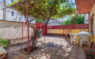 Sala Sporturilor – Bd. Tomis | Casă cu curte în centrul Constanței - Poză 4