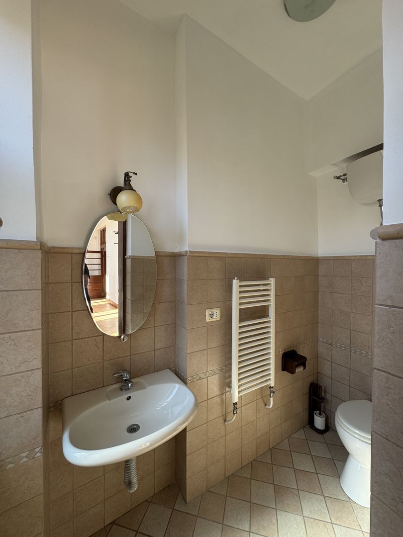 Apartament in clădire istorică P-ta Plevnei cu vedere parc - Poză 22