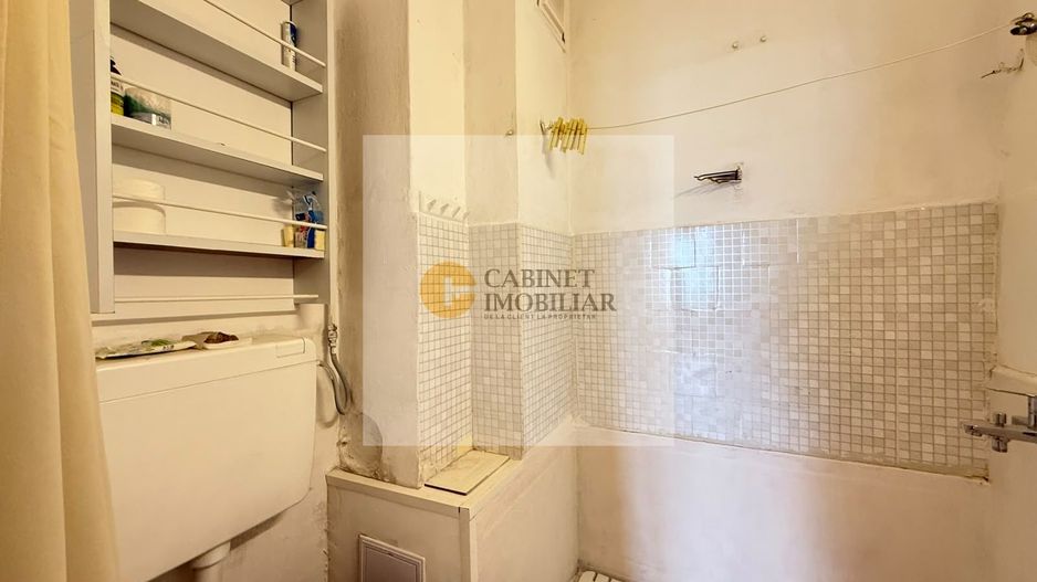2 camere I Decomandat I Vedere Panoramica I Romana - Poză 11