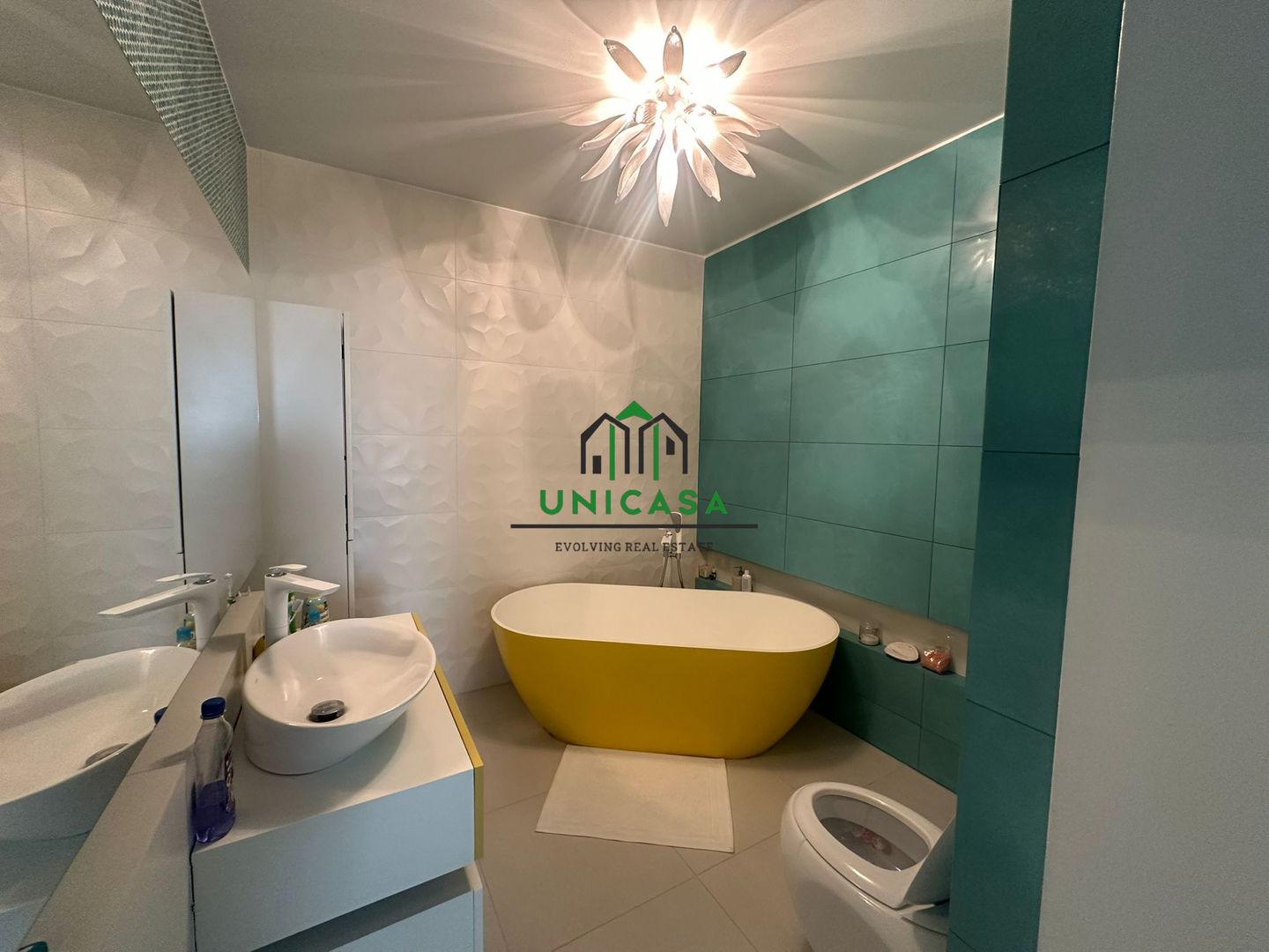 Apartament 4 camere - tip Penthouse - Zona 1 Mai - Poză 16