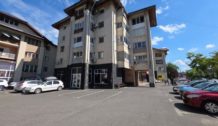 Spațiu comercial 110 mp, parter, vitrină, vizibilitate DN1, Otopeni