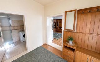 Casa cu spatiu comercial, 1.000mp teren anexe, areal Central, Reghin - Poză 3