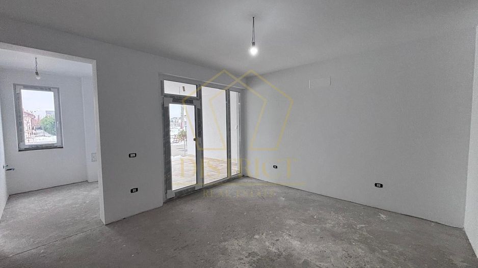 Apartament nou cu 4 camere, terasa 12mp | Dumbravita | CORA - Poză 2